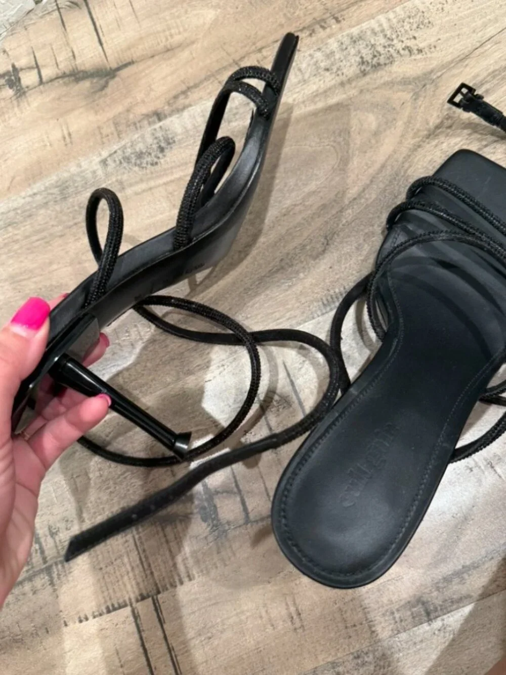 Cult Gaia Isa Sandal Black - SIZE 38